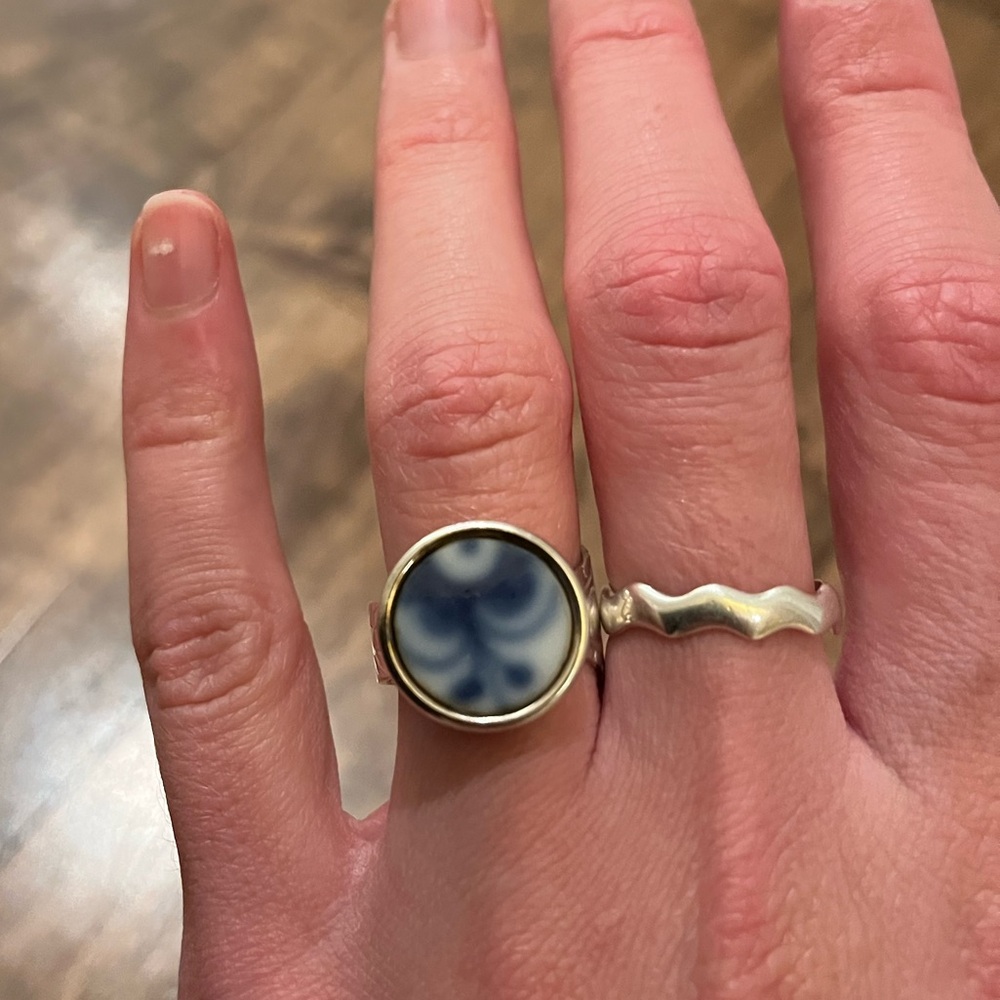 Vintage solid silver adjustable statement ring - Picture 3 of 8